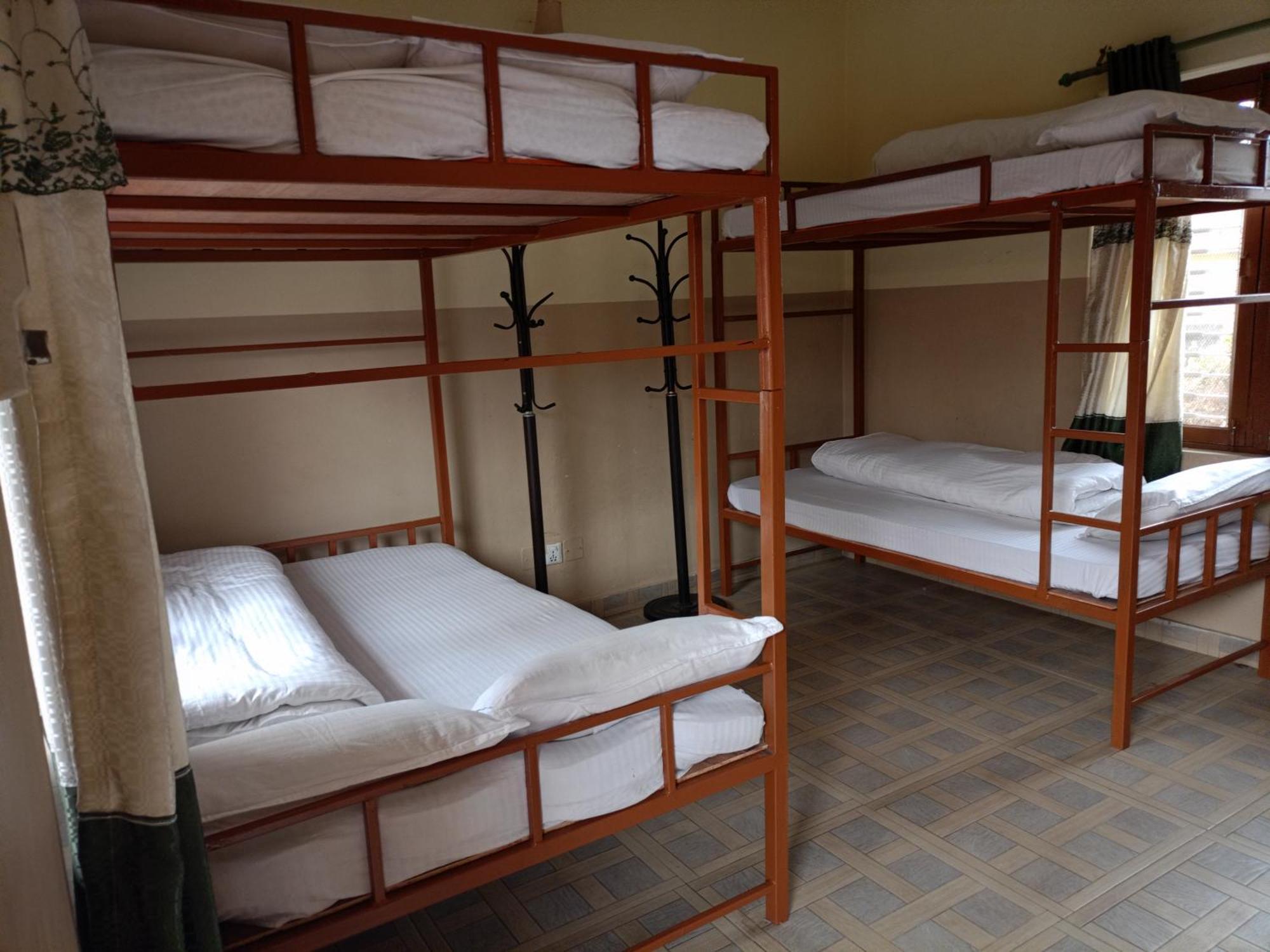Pokhara Metro Eco Hotel Quarto foto